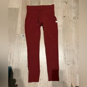 Vuori women’s daily legging